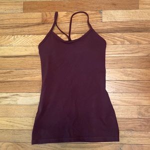 Lululemon power y tank in Bordeaux